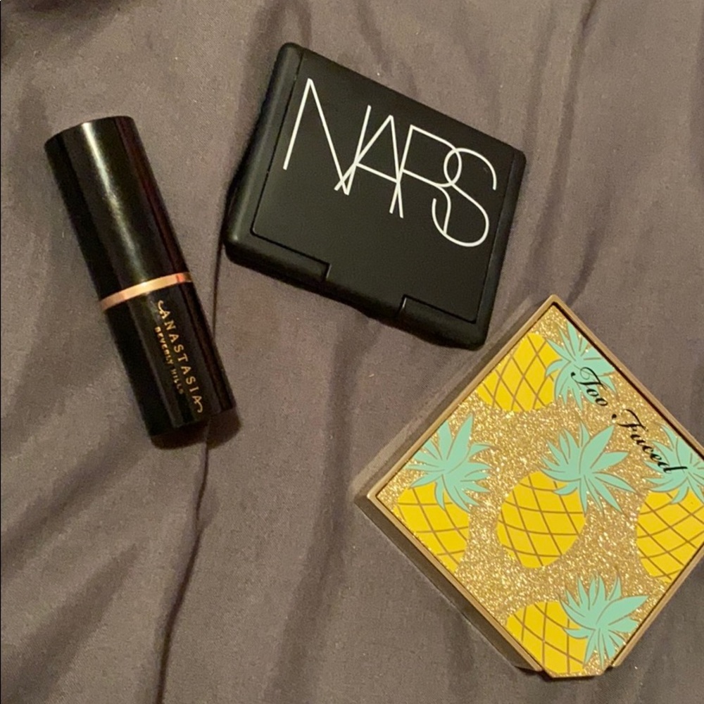 NARS ORGASM BLUSH FULL FACED KIT FREE CONTOUR